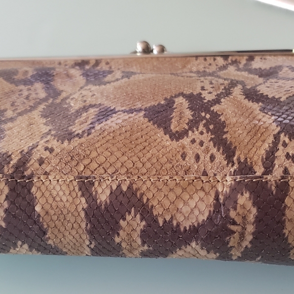 Neiman Marcus snakeskin clutch - Picture 3 of 6